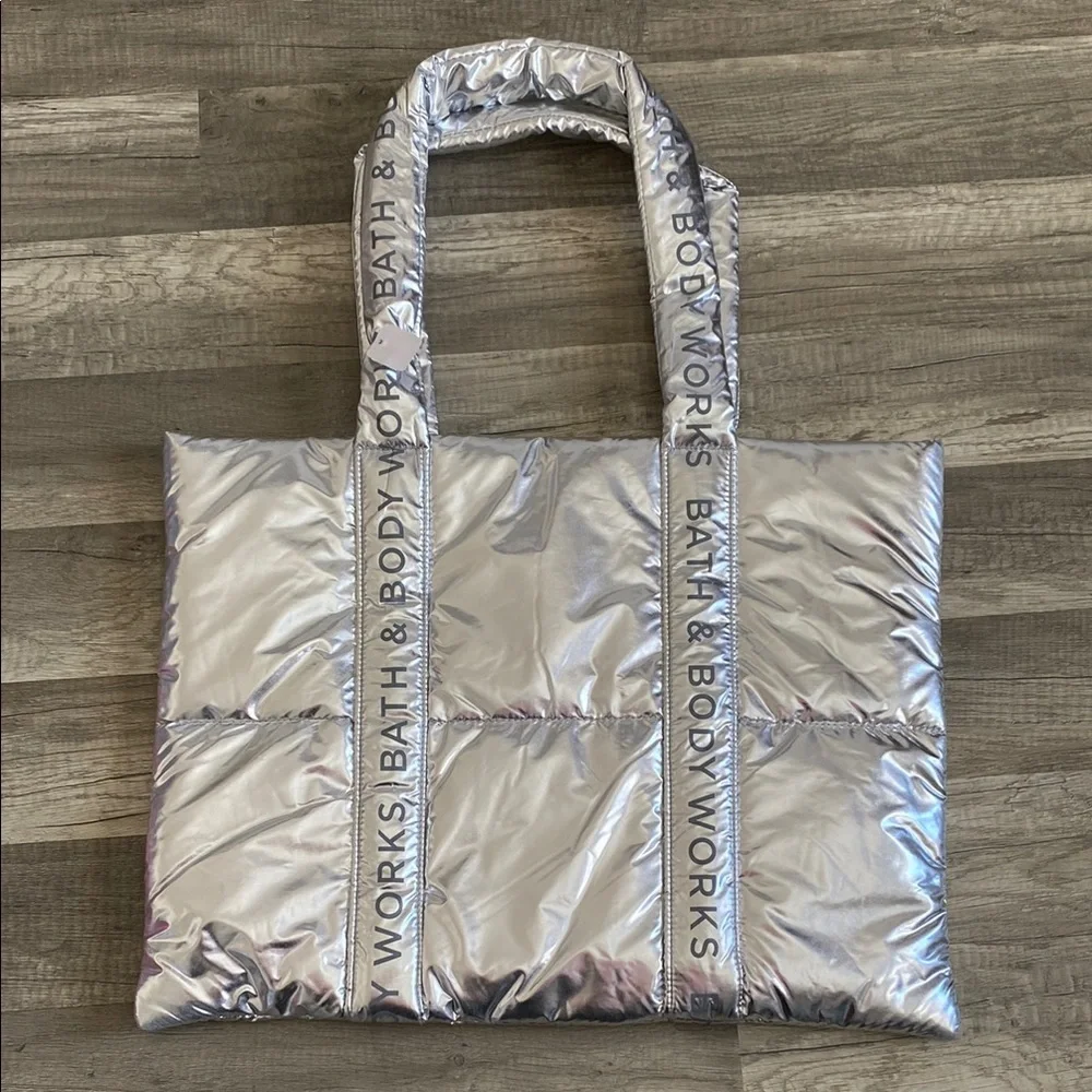 💚  2/$15 Bath & Body Works Silver Quilted Tote Bag - Picture 2 of 2